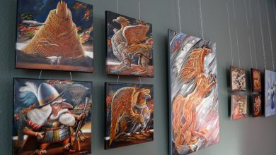 Работы Айбека Бегалина на его персональной выставке. Фото автора